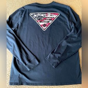 Columbia Men’s PFG Performance Fishing Gear Long Sleeve T-Shirt.